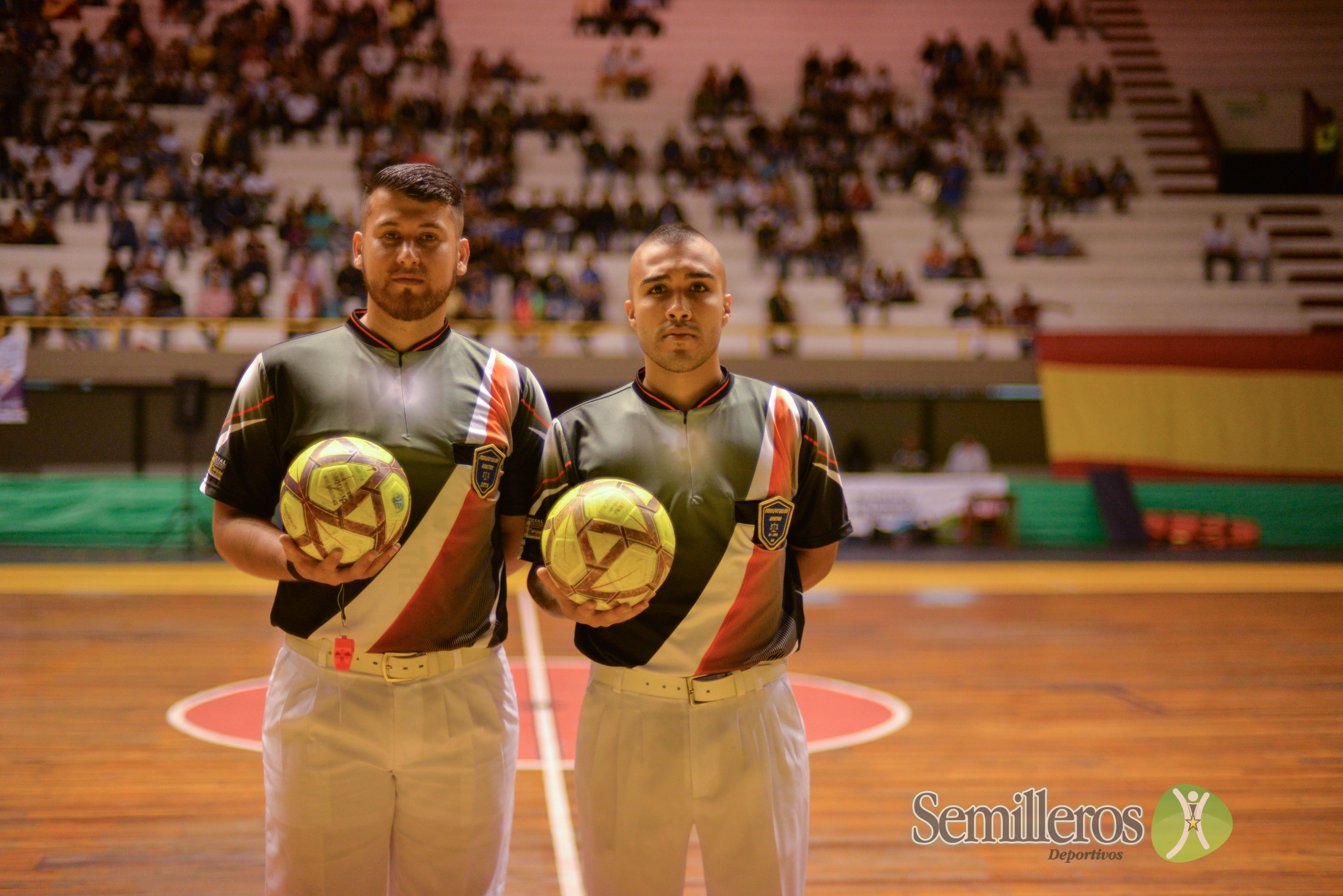 Arbitros Pereira F.S VS Caciques