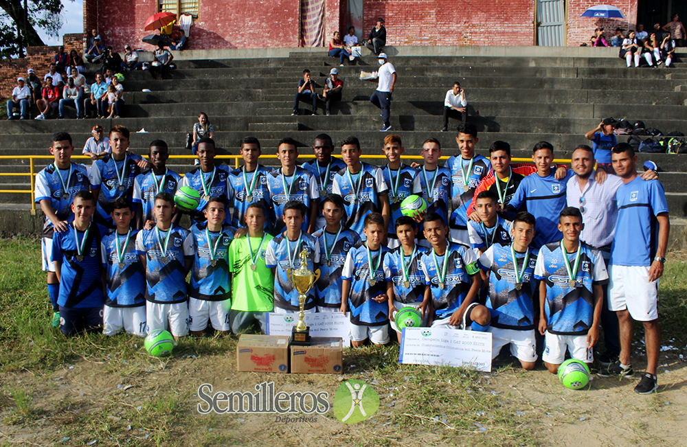 Estudiantes del Otún celebró
