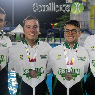 Semilleros Deportivos / Natación Carreras / Juegos Nacionales / Juan Pablo Botero, David Arias, Sebastián Berrío y Samir Junior Franco
