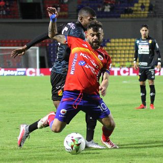 Deportivo Pereira en estadio La Libertad de Pasto
