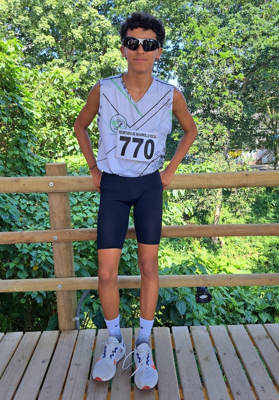 Brandon Galeano: talento que conquista el Atletismo nacional