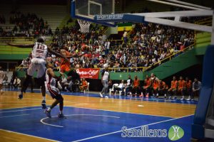 Cafeteros VS Raptors portada