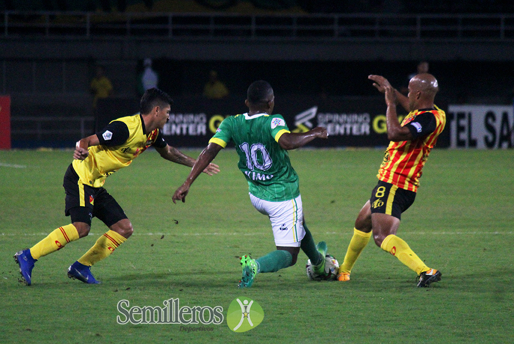 Galería / Pereira arrancó de gran manera los cuadrangulares ...