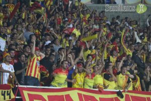 La fiesta del fútbol también se vive dentro del estadio