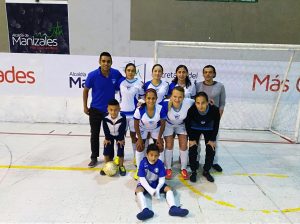 Viviana García y su equipo